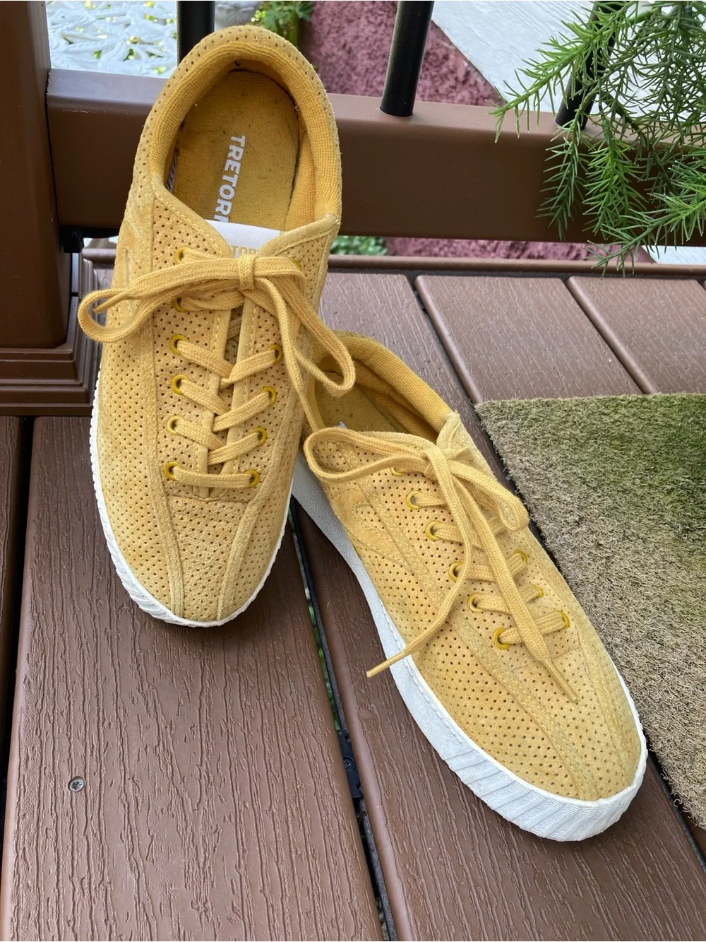 Treton uppers are